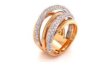 Anello in oro rosa e pavé di brillanti